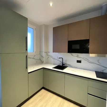 Biri 아파트호텔