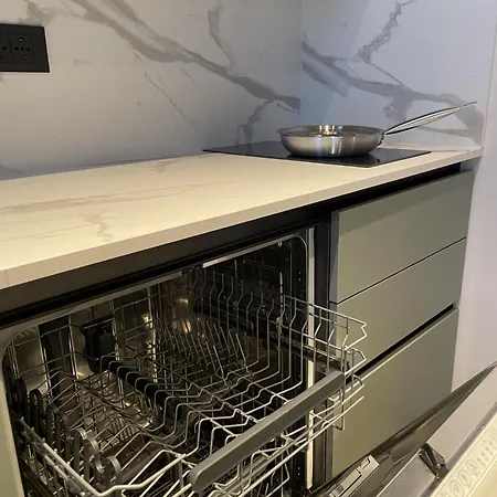 Biri Apartmanhotel *